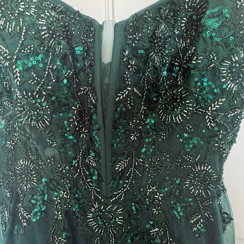 David's Bridal Jules & Cleo Emerald Green Beaded Floral Glitter Tulle Gown